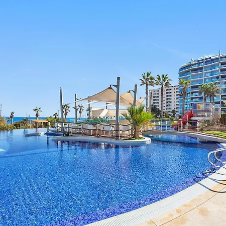 Perfect Ground Floor With Sea View *